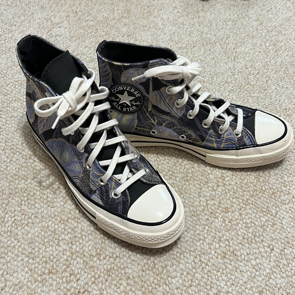 Converse Tropical Leaves Printed High Tops Unisex